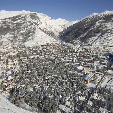 Residence La Tana Del Ghiro Bardonecchia Exteriér fotografie