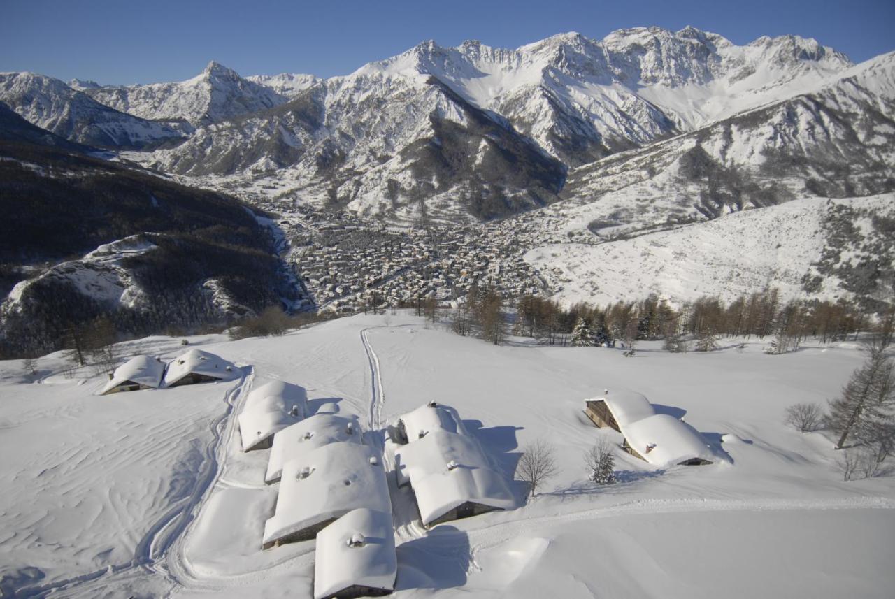 Residence La Tana Del Ghiro Bardonecchia Exteriér fotografie
